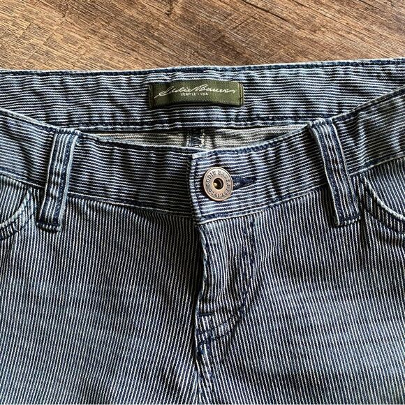 Eddie Bauer Jeans Indigo Stripe Lightly Distressed 2 Petite Outdoors - Picture 3 of 13